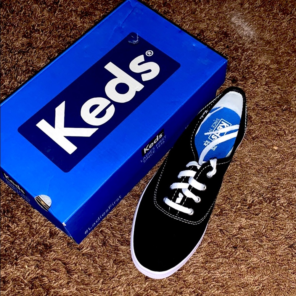 black keds